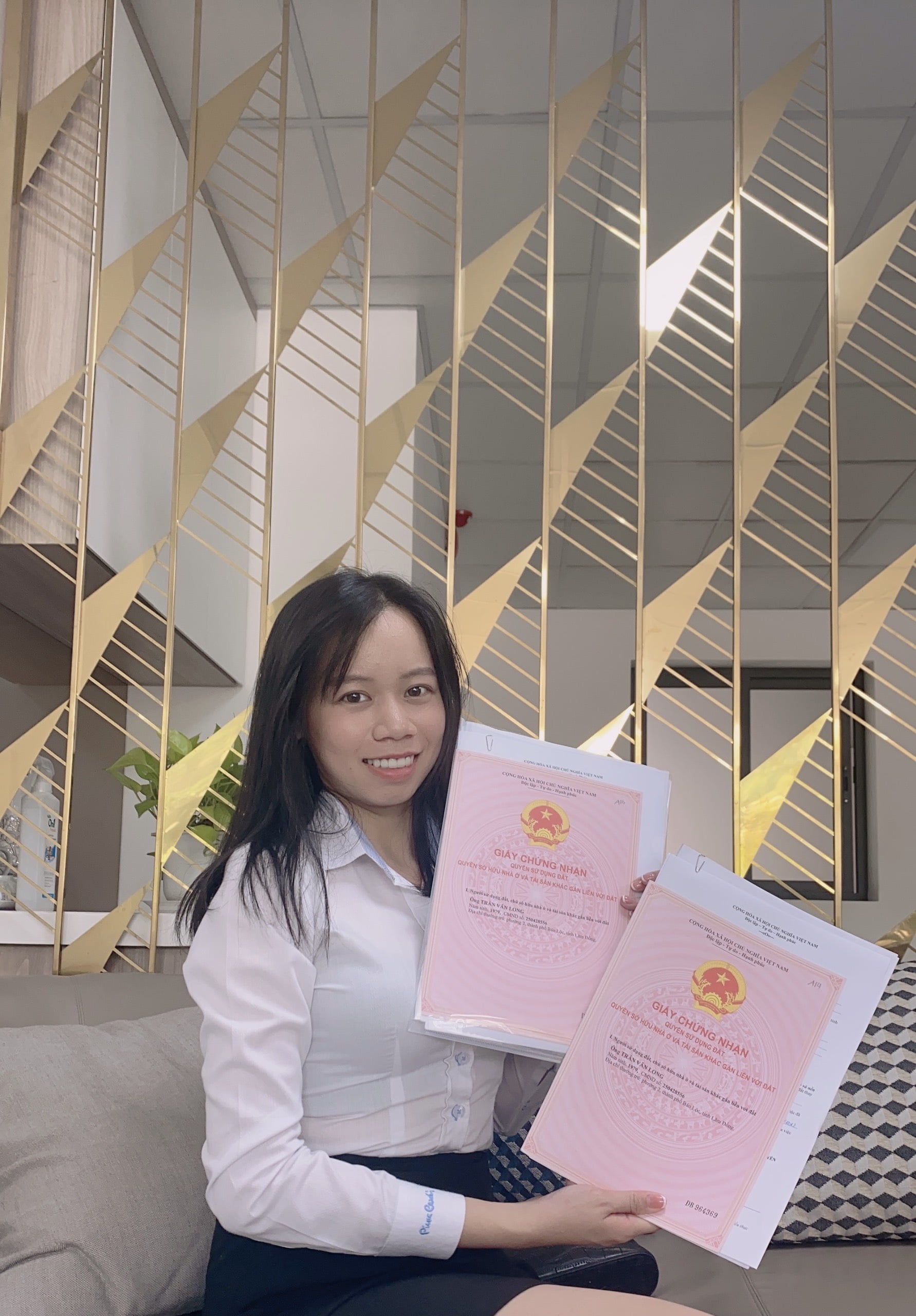 Sổ Hồng Từ Nền